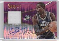 Derrick Favors #/30