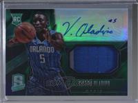 Rookie Jersey Autographs - Victor Oladipo