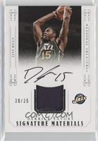 Derrick Favors #/35