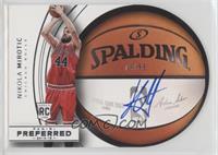 Roundball Die-Cut Autographs - Nikola Mirotic #/99