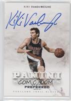 Panini Signatures - Kiki Vandeweghe #/75