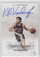 Panini Signatures - Kiki Vandeweghe #/75