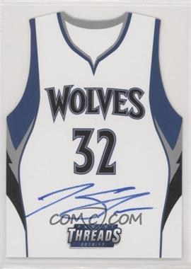 2016-17 Panini Threads - Team Threads Die-Cuts - Autographs #17 - Karl-Anthony Towns /99