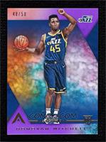 Rookie Variation - Donovan Mitchell (Fist Raised) #/50