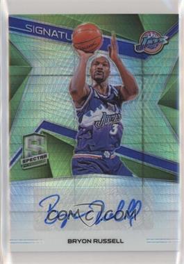 2018-19 Panini Spectra - Signatures - Neon Green Prizm #SG-BRS - Bryon Russell /49