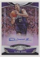 Vlade Divac #/25