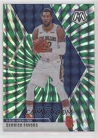 Derrick Favors #/10