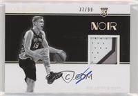 Rookie Patch Autographs Black and White - Luka Samanic #/99