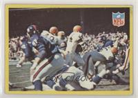 Cleveland Browns vs. New York Giants [Good to VG‑EX]