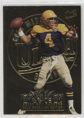 1995 Fleer Ultra - [Base] - Gold Medallion #112 - Brett Favre