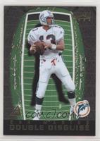 Dan Marino, Steve Young (Peeled) [EX to NM]