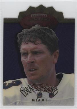 1998 Collector's Edge Advantage - Livin' Large #8 - Dan Marino