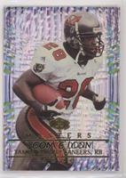 Warrick Dunn [EX to NM] #/2,000