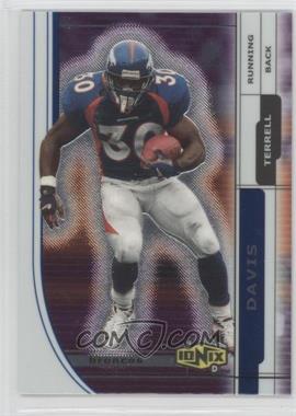 2000 UD Ionix - [Base] #17 - Terrell Davis