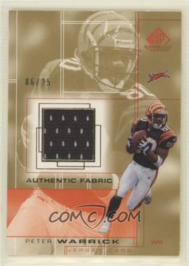 2001 SP Game Used Edition - Authentic Fabric - Gold #PW - Peter Warrick /25