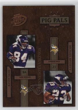 2004 Playoff Hogg Heaven - Pig Pals #PP-17 - Randy Moss, Michael Bennett /1050