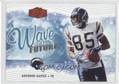 2006 Flair Showcase - Wave of the Future #WOTF2 - Antonio Gates