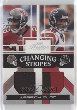 2006 Playoff Prestige - Changing Stripes Materials - Prime #10 - Warrick Dunn /25