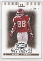 Tony Gonzalez #/639