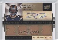 Premier Rookie Signature Memorabilia - Donnie Avery #/30