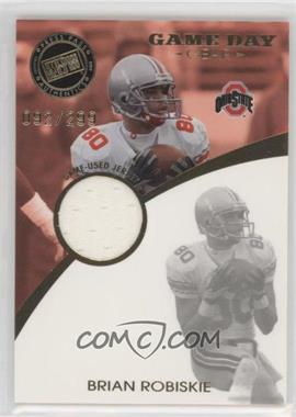 2009 Press Pass Signature Edition - Game Day Gear - Gold #GDG-BR - Brian Robiskie /299