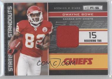 2011 Panini Rookies & Stars - Statistical Standouts Materials #20 - Dwayne Bowe /200