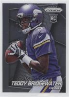 Teddy Bridgewater (Ball in Both Hands, Looking Right) [EX to NM]