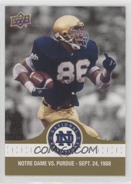 2017 Upper Deck Notre Dame 1988 Championship - [Base] - Gold #18 - Tony Rice Hits Derek Brown for a TD