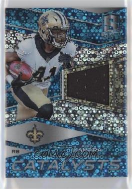 2018 Panini Spectra - Catalysts - Neon Blue Prizm #18 - Alvin Kamara /99