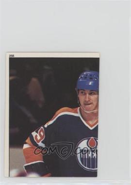 1982-83 Topps Album Stickers - [Base] #256 - Wayne Gretzky