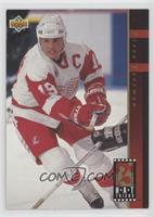 Steve Yzerman [EX to NM]