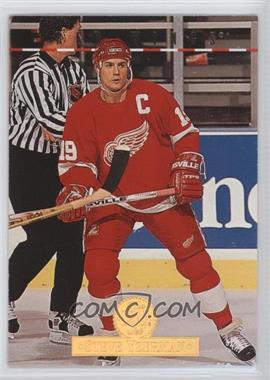 1994-95 Leaf - [Base] #148 - Steve Yzerman