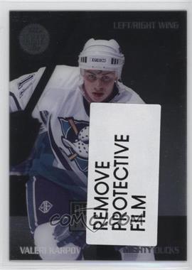 1994-95 Leaf - Phenoms #10 - Valeri Karpov