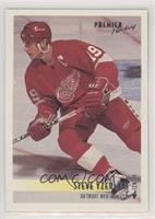 Steve Yzerman [EX to NM]