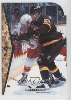 1994-95 SP - [Base] - Die-Cut #123 - Jeff Brown