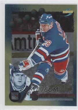 1994-95 Score - [Base] - Gold Line #40 - Steve Larmer