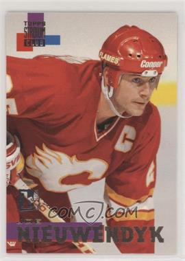 1994-95 Topps Stadium Club - [Base] - 1st Day Issue #166 - Joe Nieuwendyk