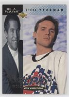 Steve Yzerman [EX to NM]