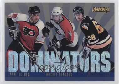 1995-96 Donruss - Dominators #2 - Mikael Renberg, Jaromir Jagr, John LeClair /5000