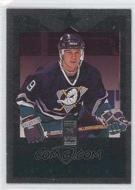 1995-96 Donruss Elite - [Base] - Die-Cut Uncut #31 - Paul Kariya