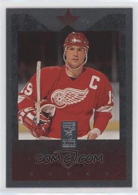 1995-96 Donruss Elite - [Base] - Die-Cut Uncut #99 - Steve Yzerman