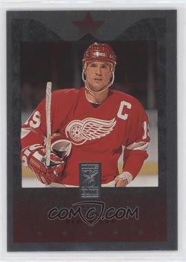 1995-96 Donruss Elite - [Base] - Die-Cut Uncut #99 - Steve Yzerman