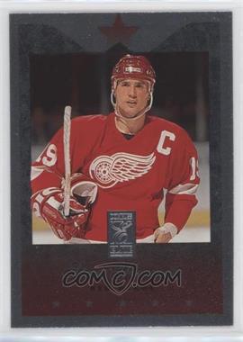 1995-96 Donruss Elite - [Base] - Die-Cut Uncut #99 - Steve Yzerman