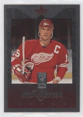 1995-96 Donruss Elite - [Base] - Die-Cut Uncut #99 - Steve Yzerman