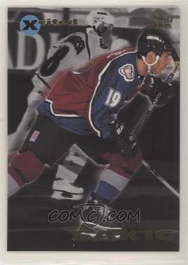 1995-96 Skybox Emotion - Xcited #13 - Joe Sakic