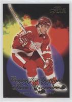 Steve Yzerman [EX to NM]