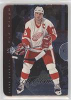 Steve Yzerman [EX to NM]