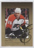 Eric Lindros [EX to NM] #/2,500