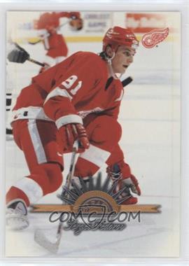 1997-98 Leaf - [Base] #135 - Sergei Fedorov