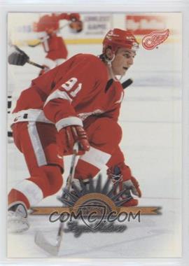 1997-98 Leaf - [Base] #135 - Sergei Fedorov